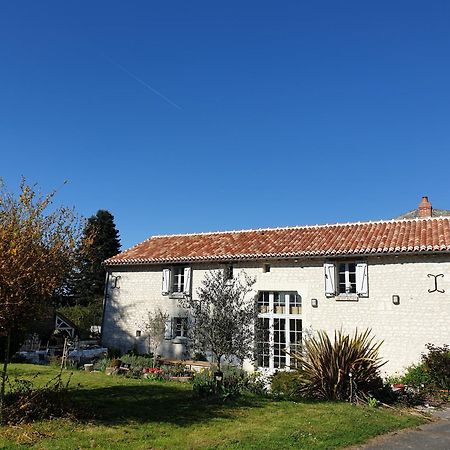 La Tour Du Raygnier Acomodação com café da manhã Verneuil-le-Chateau Exterior foto
