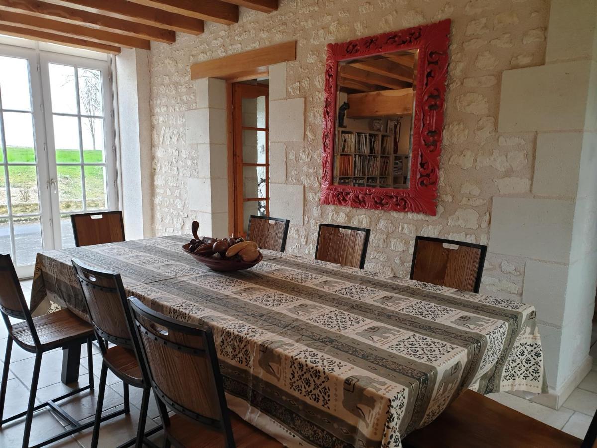 La Tour Du Raygnier Acomodação com café da manhã Verneuil-le-Chateau Exterior foto